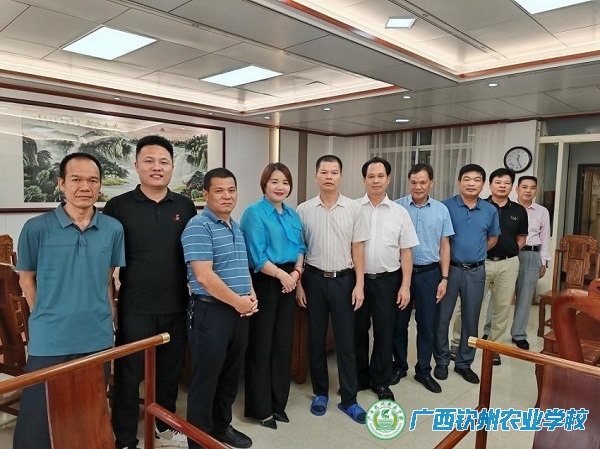 90周年校庆校友联络在行动 ——走访灵山、桂平、北流、博白、浦北等市（县）校友