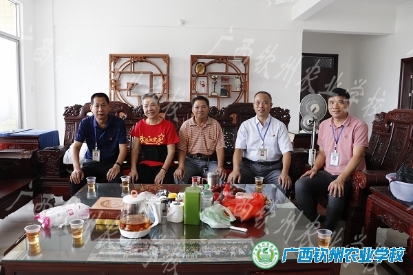 【庆祝第38个教师节】浓浓尊师情，拳拳重教心——校领导开展2022年教师节走访慰问活动