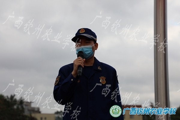 我校开展2022年消防及应急疏散演练活动