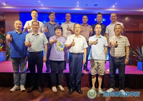 学农爱农献身于农 助推广西农业发展---伍校长率队专访首府从事农业生产经营校友