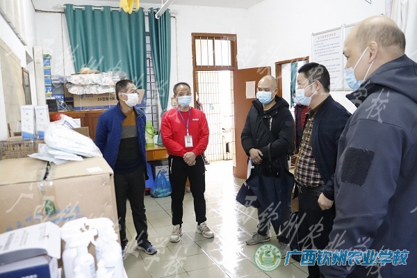钦州市教育局领导带队到我校开展2022年春季开学检查工作，助推学校高质量发展