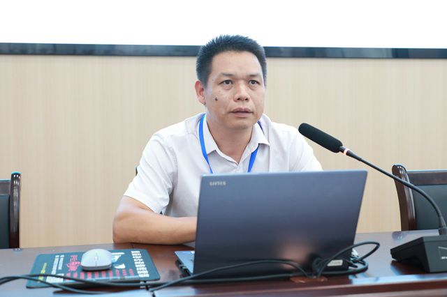 凝心聚力启新程 务实笃行谱新篇  ——我校召开2026年秋季学期第一次教师业务会